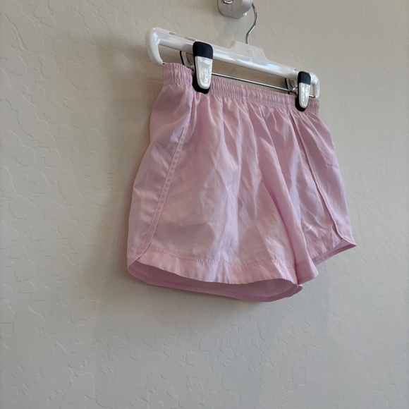Nike Dri-FIT running shorts, Girls, Size L, Pink - Picture 3 of 5